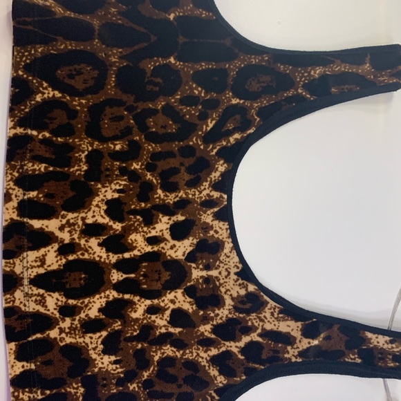 Crop top - Picture 2 of 2